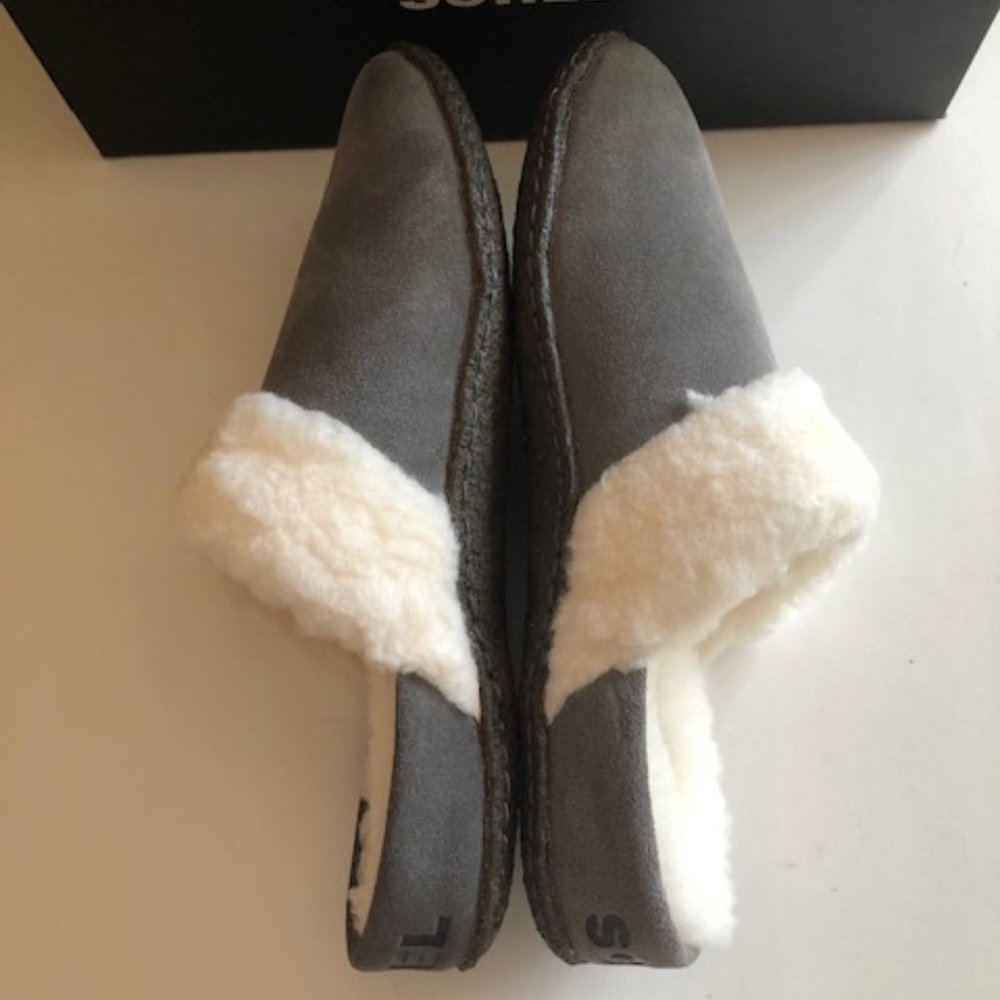 SOREL Nakiska Slide II  suede slipper. Size: 10 - Picture 6 of 6